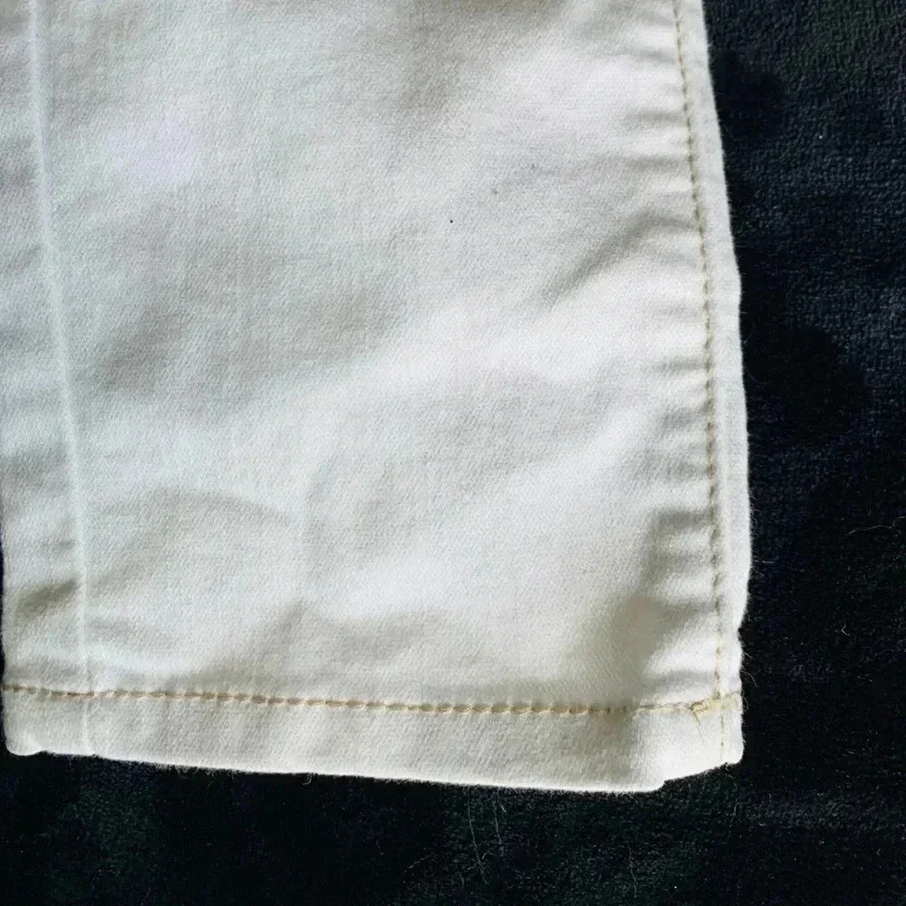 White Jeggings ❤️